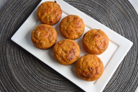 Muffins au thon et pesto mini cakes salés