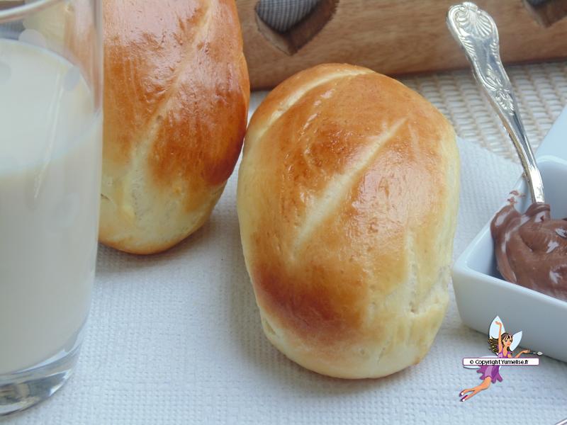Petits pains au lait - Recette Facile et Simple - Plat et Recette