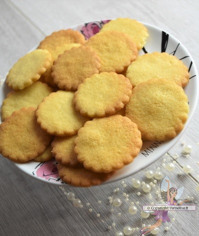 Recette Biscuits sablés au beurre (facile, rapide)