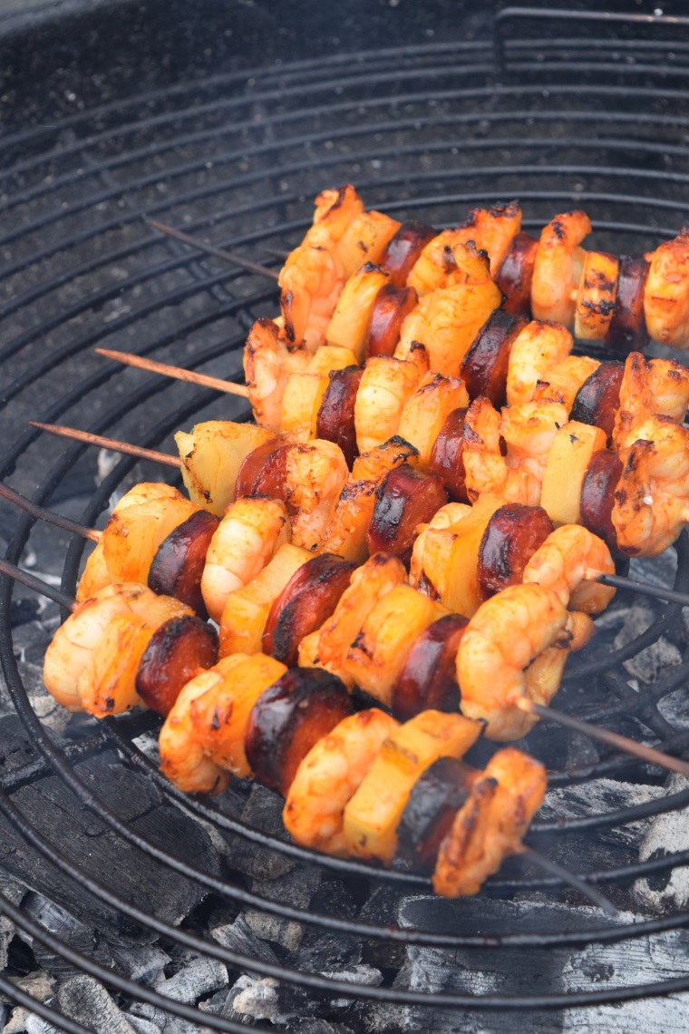 Brochettes Crevettes, Chorizo Et Ananas - Recette Barbecue