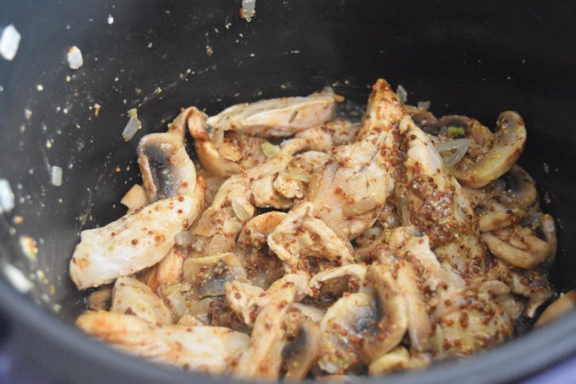 Poulet à La Moutarde à L'ancienne Et Champignons - Cookeo