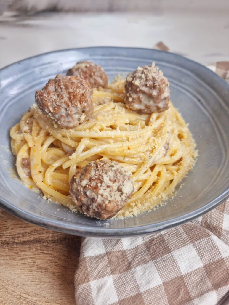 Spaghettis aux boulettes facile : découvrez les recettes de Cuisine Actuelle