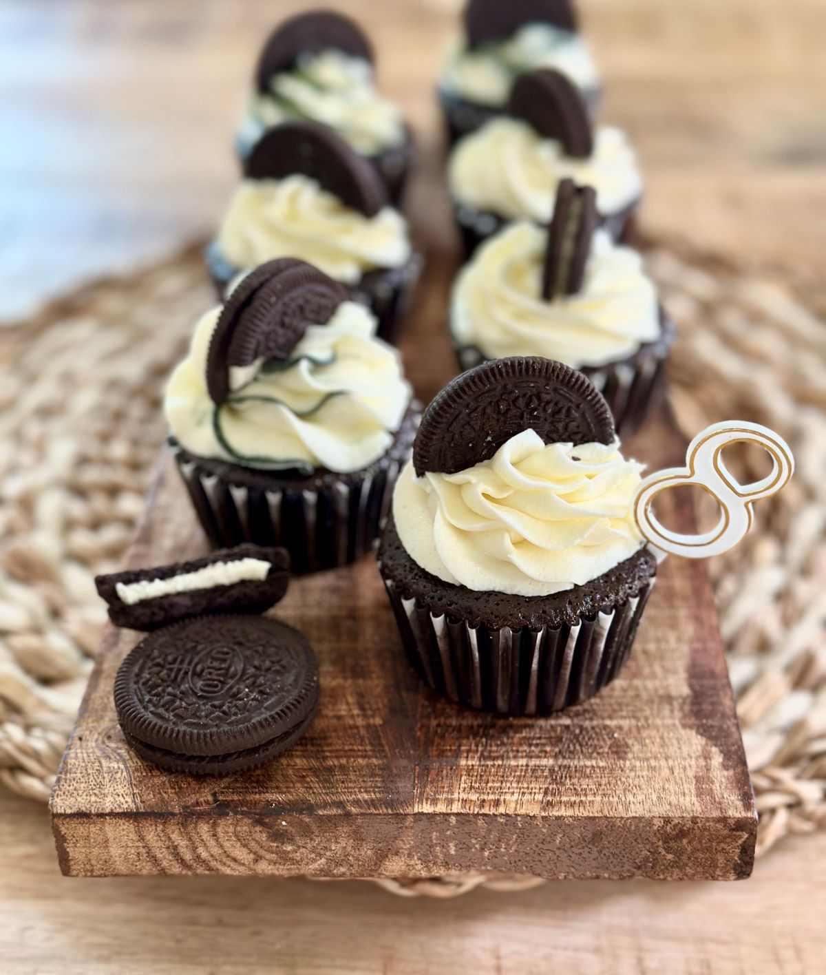 Cupcakes biscuits Oreo et glaçage sucre glace-beurre