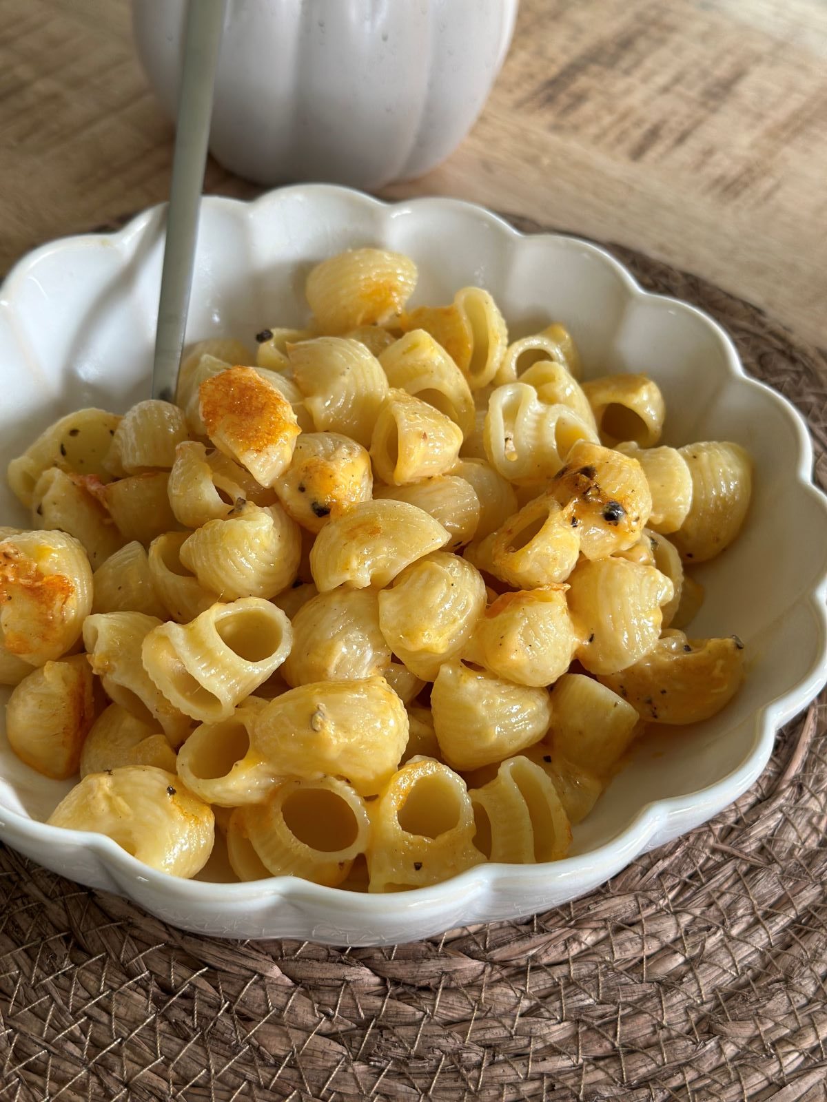 Pâtes grillées à la poêle, au fromage et à la crème