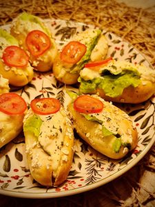 Mini sandwich au surimi pour l'apéritif