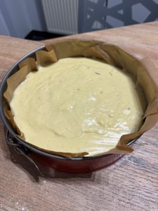 Flan dans moule charnière avec papier sulfurisé